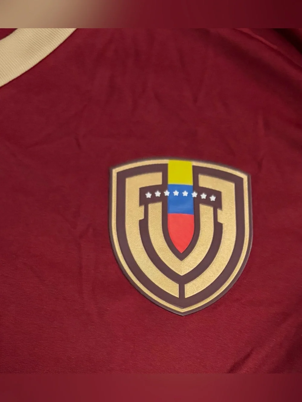 Adidas Authentic Venezuela National Team Vinotinto 2024 Jersey HT6349 Men’s Sz L